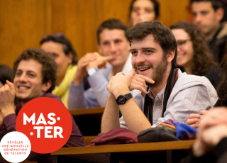 Etudiants en amphi à Chimie Paris Tech PSL