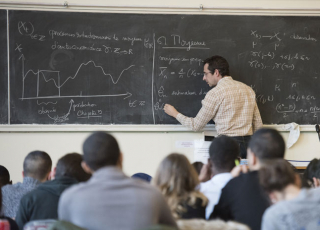 etudiants de l'Université Paris Dauphine - PSL en cours