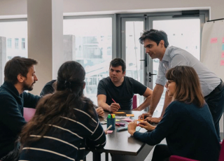 Réunion au sein du centre d'innovation pédagogique de PSL