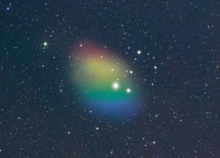 Découverte fortuite d’une galaxie massive "sans étoile" 